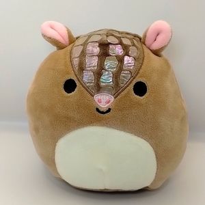 Squishmallows Thompson the Armadillo 5"